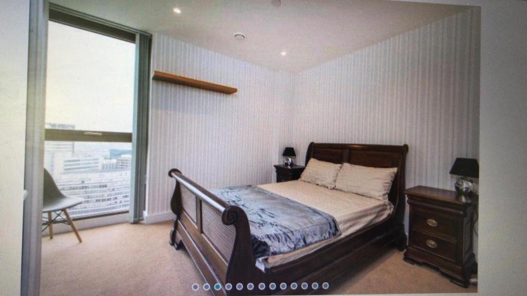 Luxurious Serviced Apartment In Кройдон Екстер'єр фото