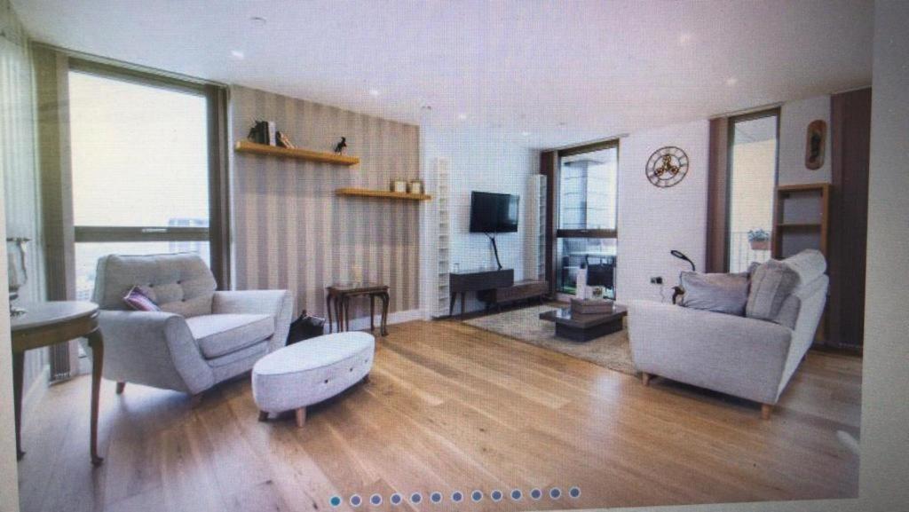 Luxurious Serviced Apartment In Кройдон Екстер'єр фото